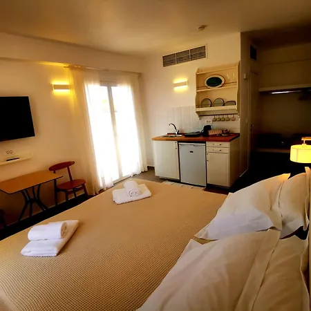Aparthotel κallisto 3*